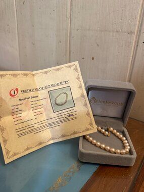 AAAA Japanese Akoya Pearl Bracelet | Saltwater White Pearls | 14K Gold